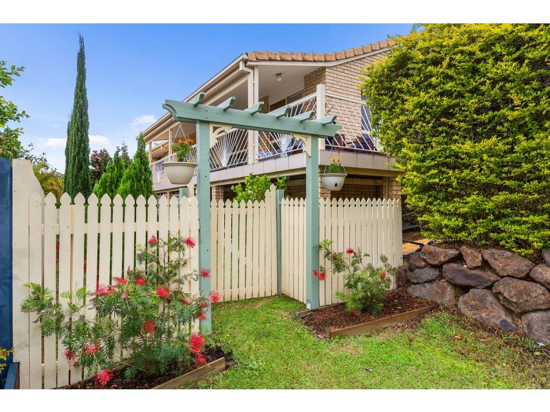 8 Silkwood Terrace, Tweed Heads West NSW 2485