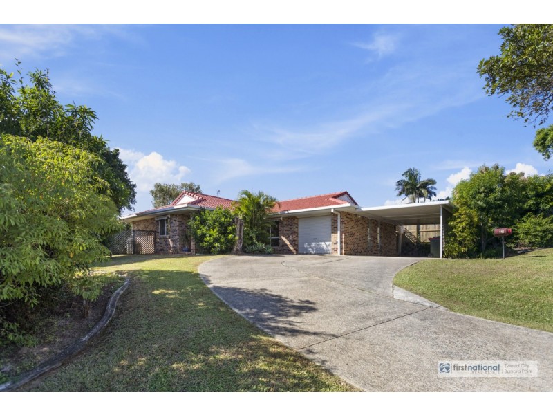 11 Honeymyrtle Drive, Banora Point NSW 2486