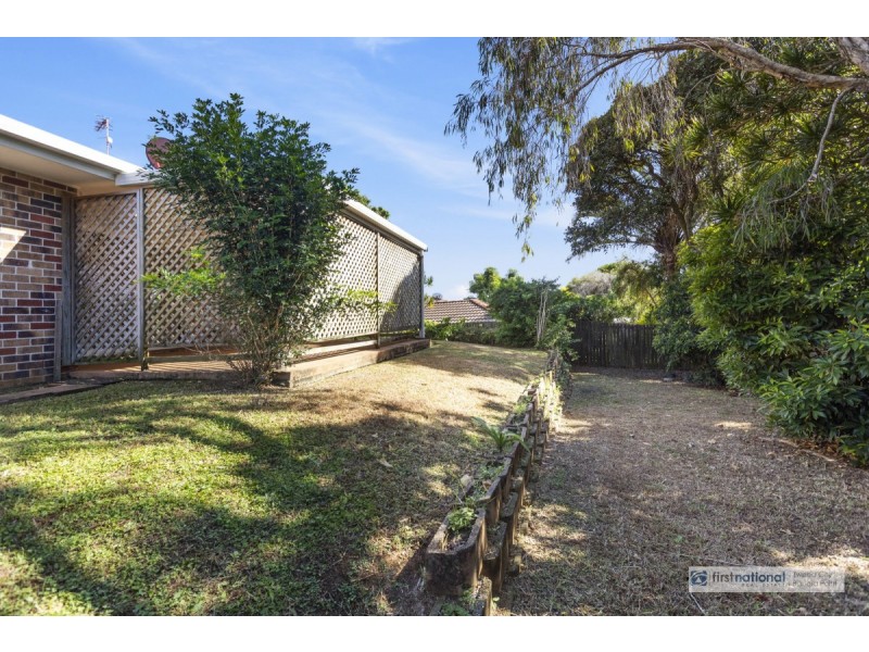 11 Honeymyrtle Drive, Banora Point NSW 2486