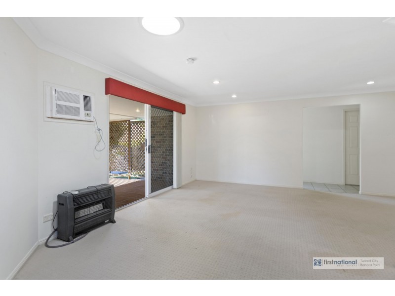 11 Honeymyrtle Drive, Banora Point NSW 2486