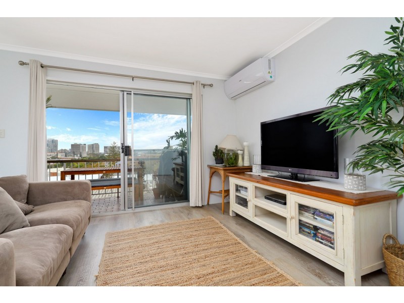 13/126 Musgrave Street, Coolangatta QLD 4225