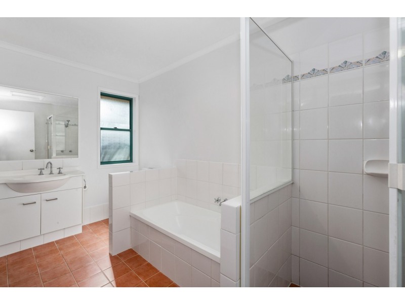 8/92-96 Greenway Drive, Banora Point NSW 2486