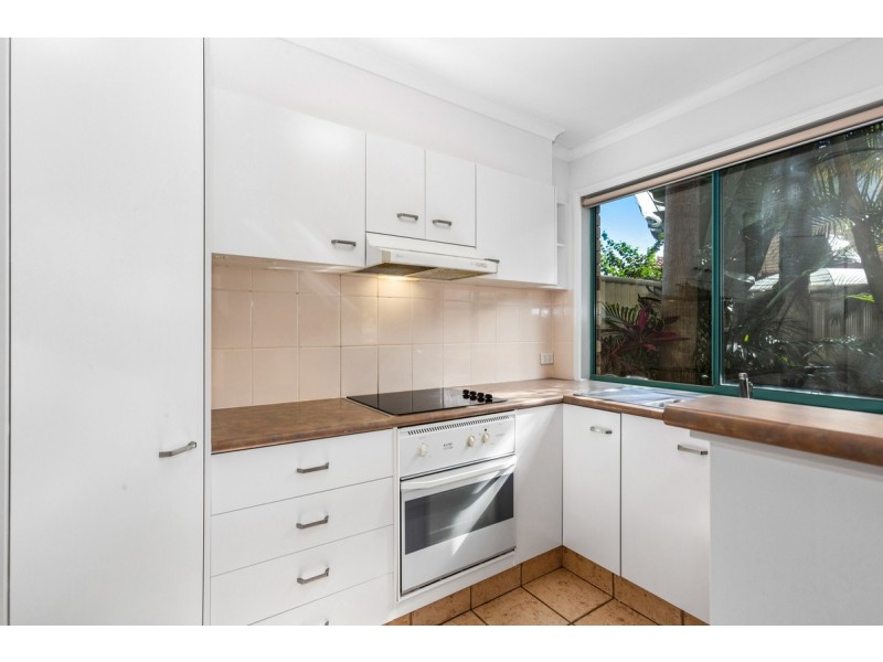 8/92-96 Greenway Drive, Banora Point NSW 2486