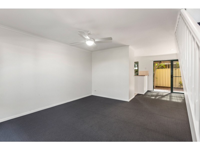 8/92-96 Greenway Drive, Banora Point NSW 2486