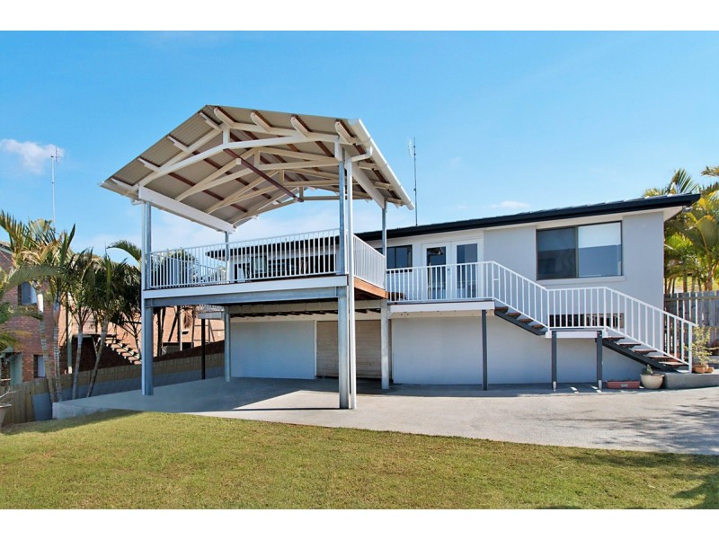 34 Pacific Drive, Banora Point NSW 2486