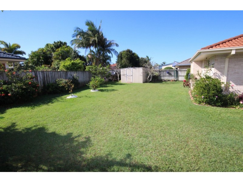 33 Border Crescent, Pottsville NSW 2489