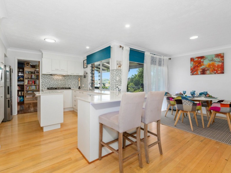 41 Glen Ayr Drive, Banora Point NSW 2486