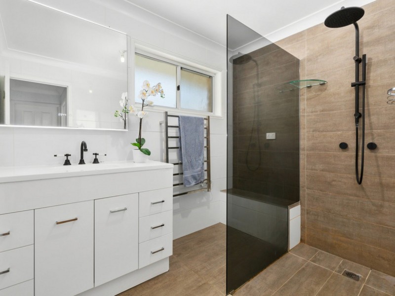 41 Glen Ayr Drive, Banora Point NSW 2486