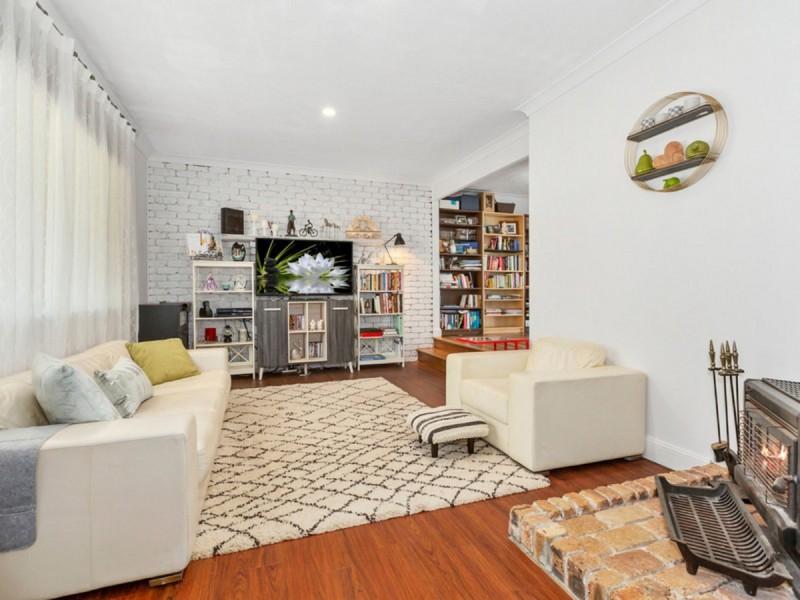 41 Glen Ayr Drive, Banora Point NSW 2486