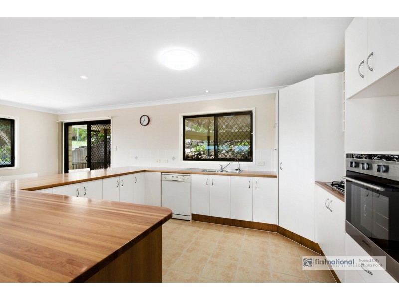 34 St Andrews Way, Banora Point NSW 2486