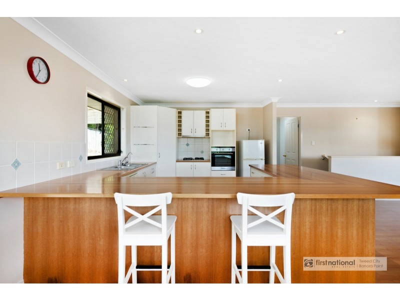 34 St Andrews Way, Banora Point NSW 2486