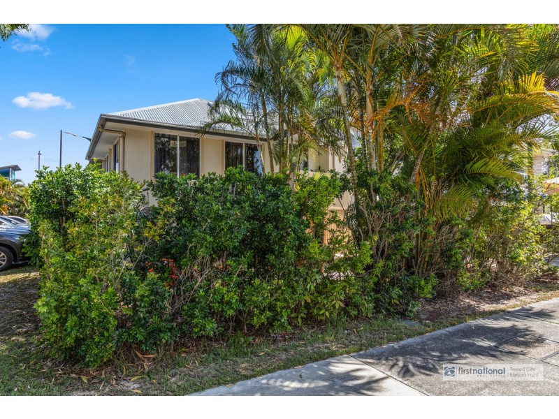 5 Acacia Street, Tweed Heads South NSW 2486