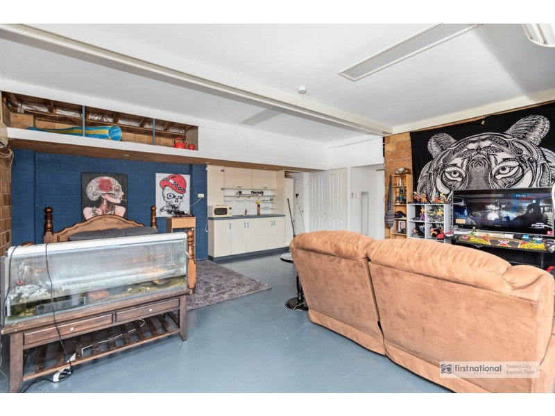 5 Acacia Street, Tweed Heads South NSW 2486