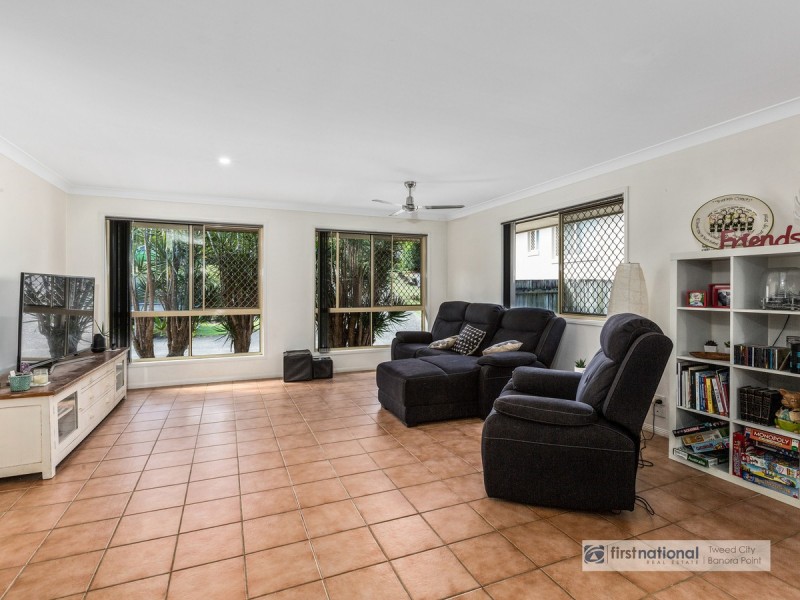 33 Glen Ayr Drive, Banora Point NSW 2486