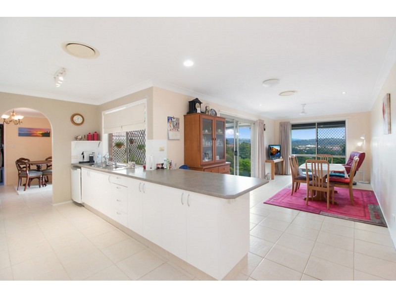 99 Cominan Avenue, Banora Point NSW 2486