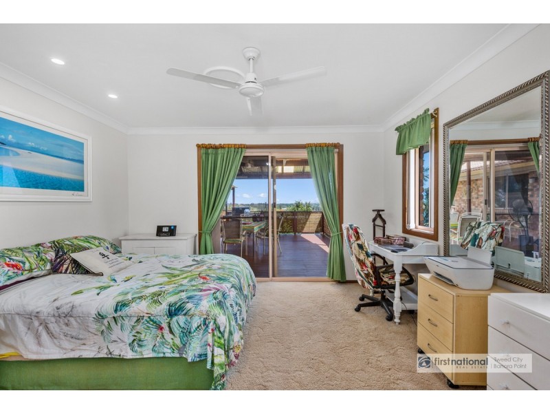 6 Summit Drive, Banora Point NSW 2486