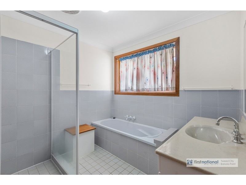 6 Summit Drive, Banora Point NSW 2486