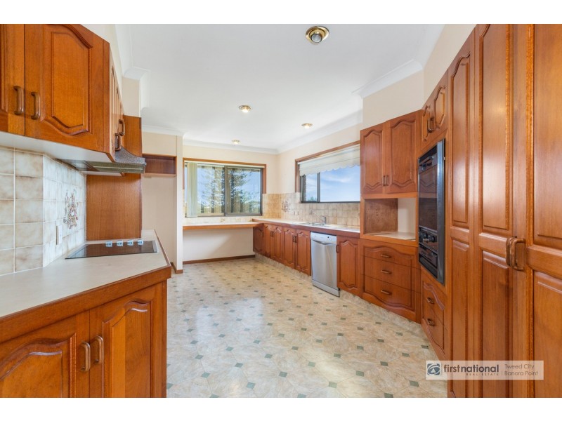 14 Uniacke Drive, Banora Point NSW 2486