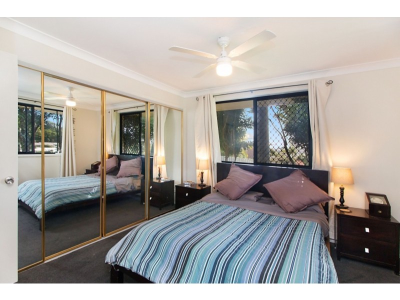 18 Tyrone Terrace, Banora Point NSW 2486
