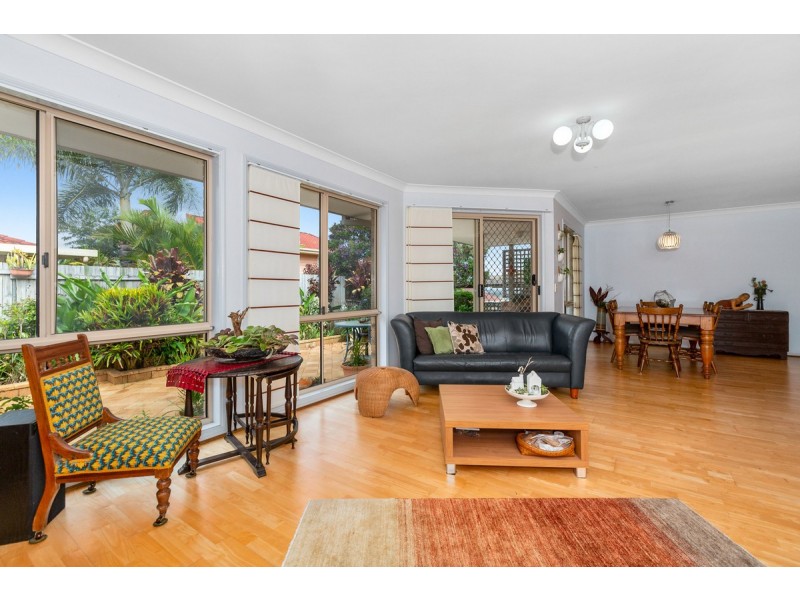 8/26 Bione Avenue, Banora Point NSW 2486