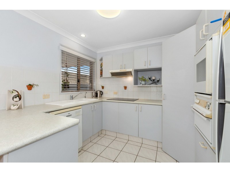 8/26 Bione Avenue, Banora Point NSW 2486