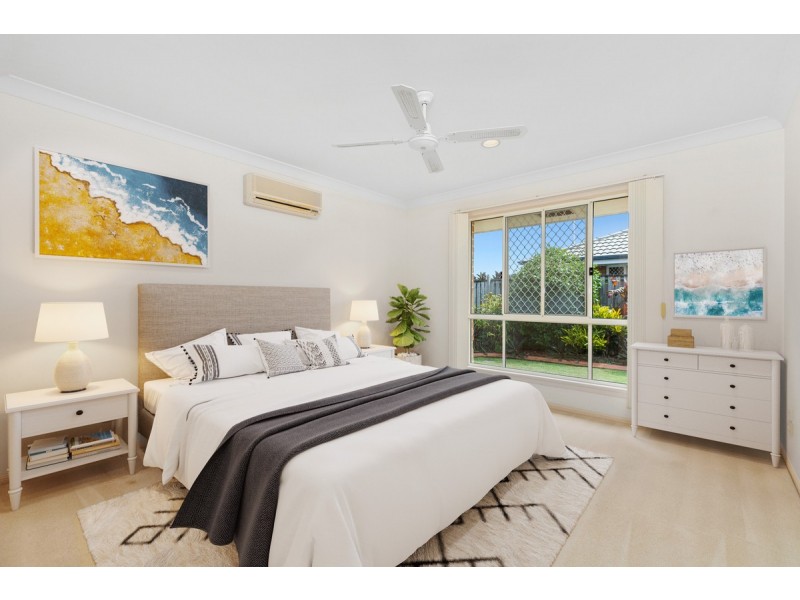 43 Winders Place, Banora Point NSW 2486