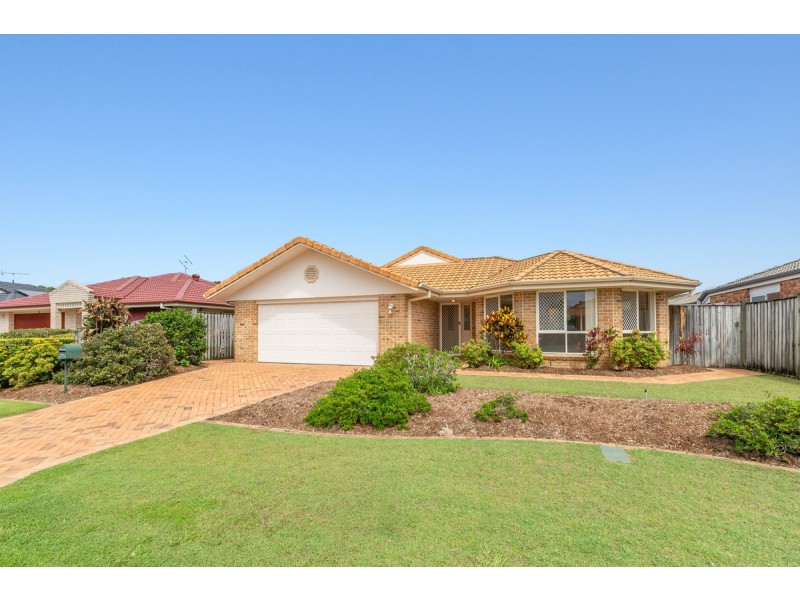43 Winders Place, Banora Point NSW 2486