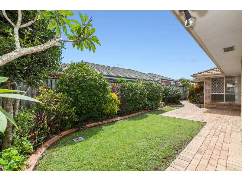 43 Winders Place, Banora Point NSW 2486