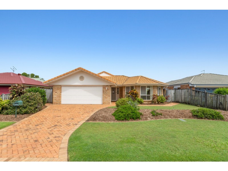 43 Winders Place, Banora Point NSW 2486