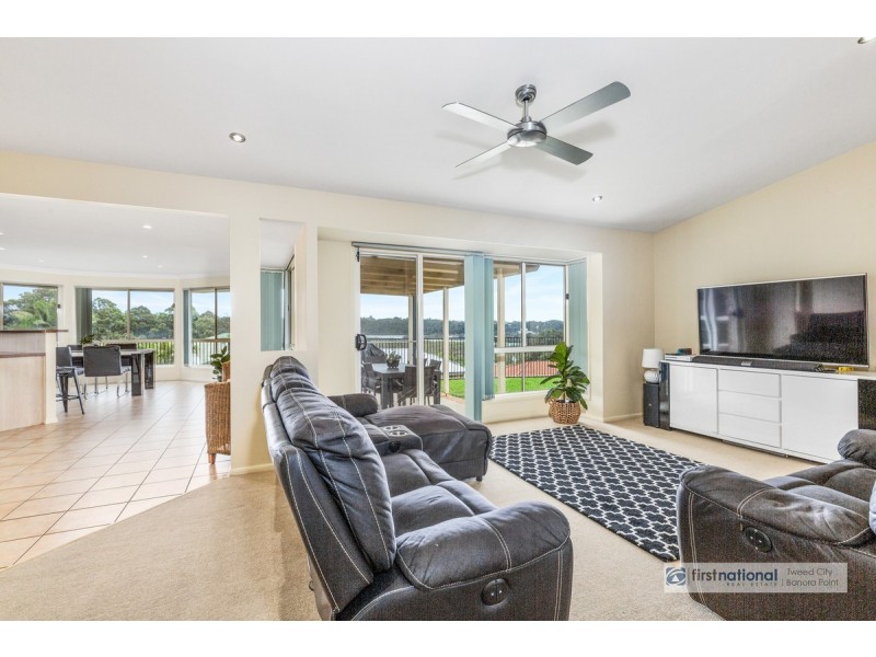 50 Champagne Drive, Tweed Heads South NSW 2486
