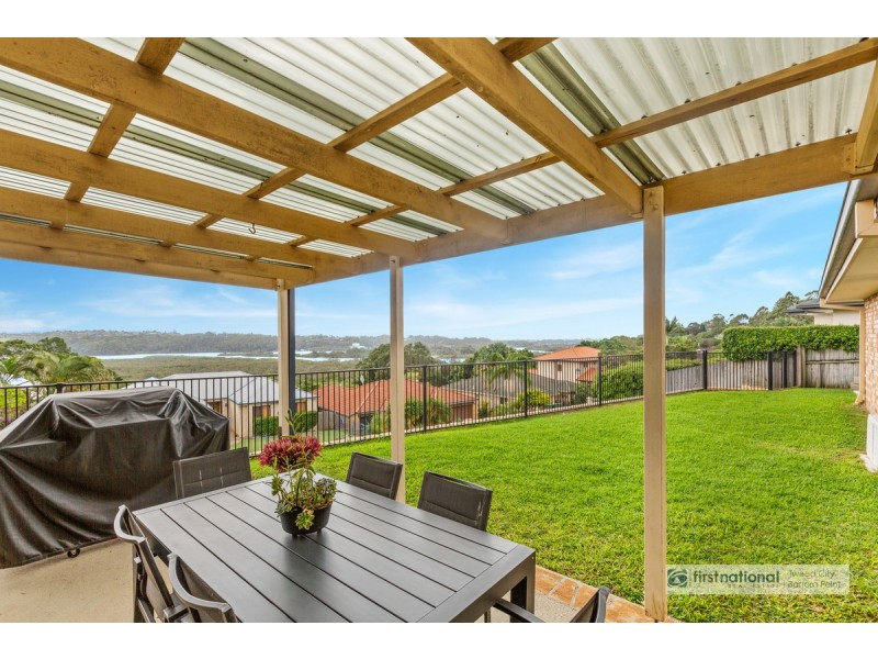 50 Champagne Drive, Tweed Heads South NSW 2486