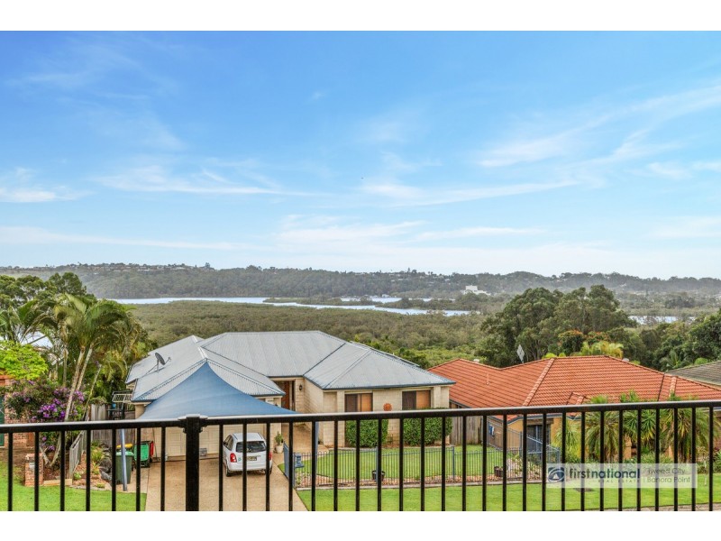 50 Champagne Drive, Tweed Heads South NSW 2486