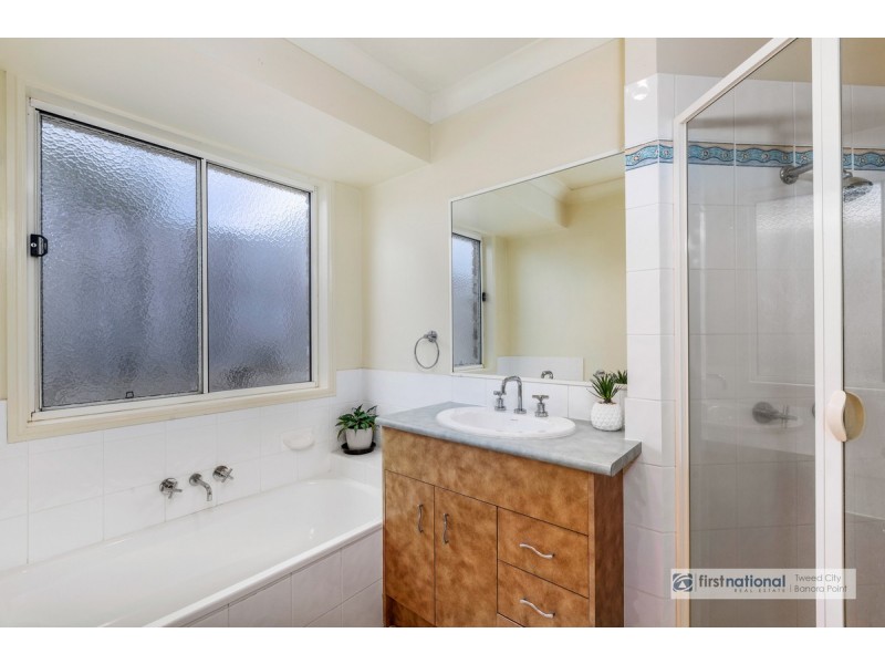 50 Champagne Drive, Tweed Heads South NSW 2486