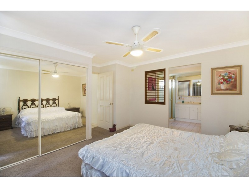 6 Port Drive, Tweed Heads South NSW 2486