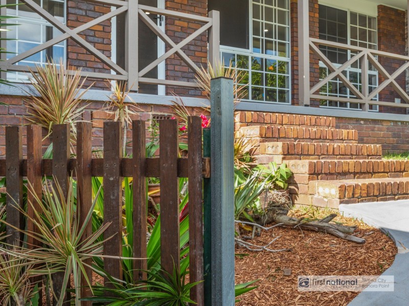 24 St Andrews Way, Banora Point NSW 2486