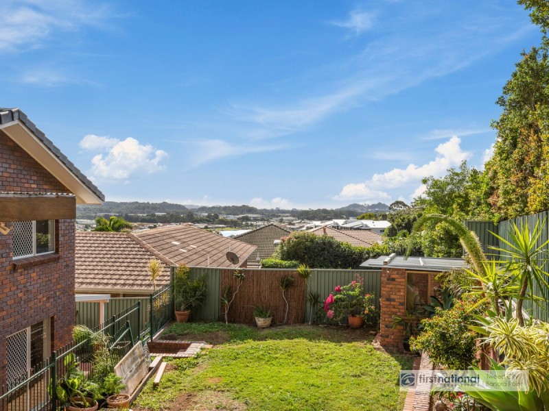 24 St Andrews Way, Banora Point NSW 2486