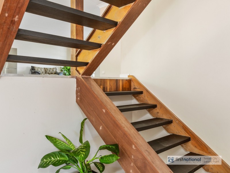24 St Andrews Way, Banora Point NSW 2486