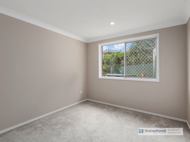24 St Andrews Way, Banora Point NSW 2486