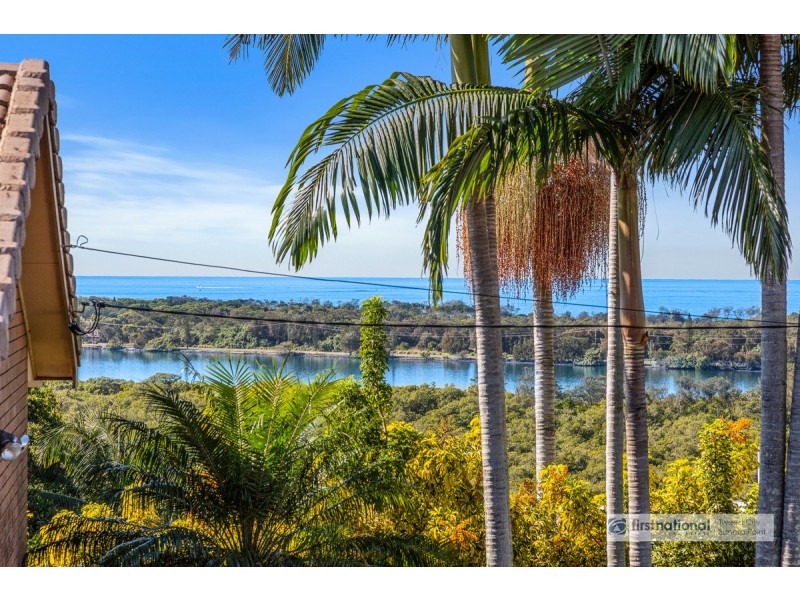 2/11 Allamanda Avenue, Banora Point NSW 2486