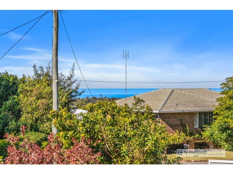 2/11 Allamanda Avenue, Banora Point NSW 2486