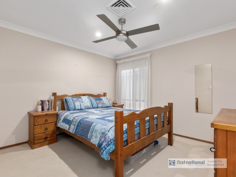 8 Bosun Boulevard, Banora Point NSW 2486