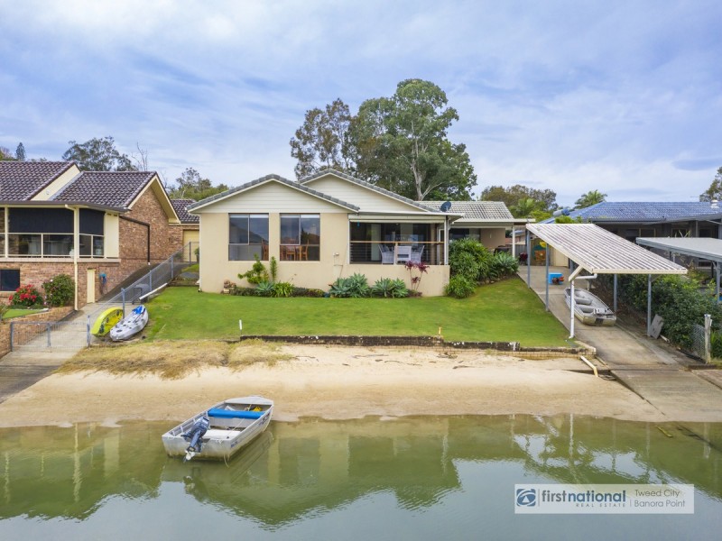 8 Bosun Boulevard, Banora Point NSW 2486