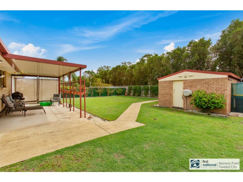 22 Blundell Boulevard, Tweed Heads South NSW 2486