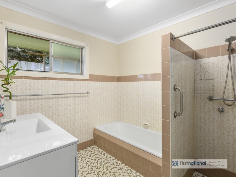 9 Pacific Drive, Banora Point NSW 2486