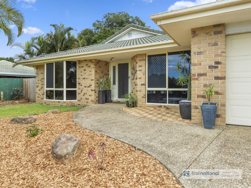 4 Kintyre Crescent, Banora Point NSW 2486