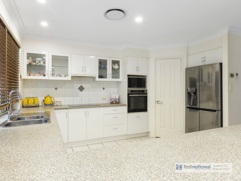 4 Kintyre Crescent, Banora Point NSW 2486
