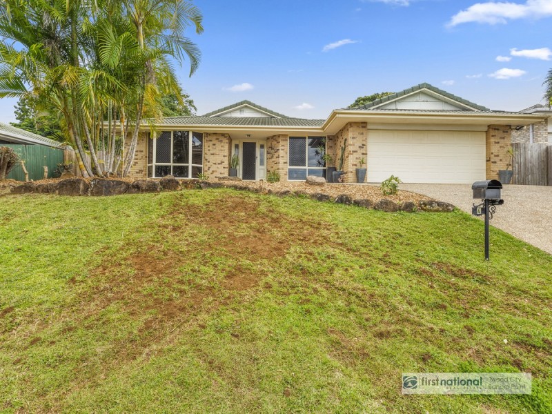 4 Kintyre Crescent, Banora Point NSW 2486