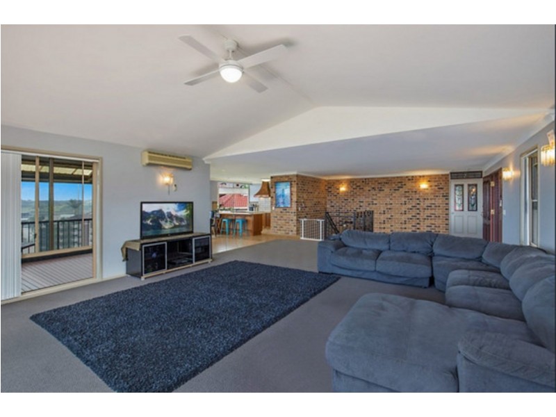 2 Karingal Avenue, Bilambil Heights NSW 2486