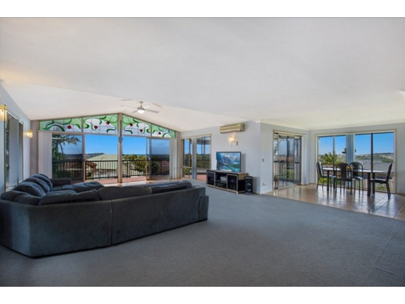 2 Karingal Avenue, Bilambil Heights NSW 2486