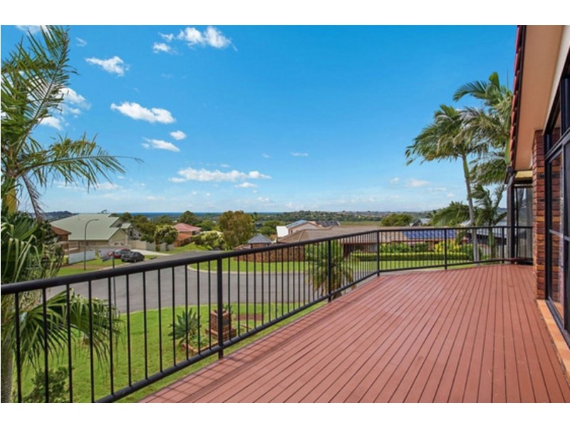 2 Karingal Avenue, Bilambil Heights NSW 2486